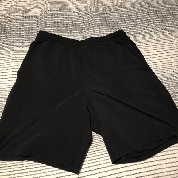 lululemon athletica Other - LULU🍋 Pace breaker short